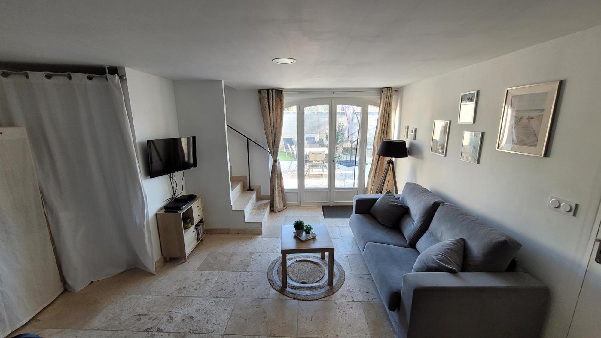 Appartement Dans Mas Provencal Arlés Exterior foto